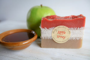 Smoky Mountain Bubbles Apple Honey Soap Bar